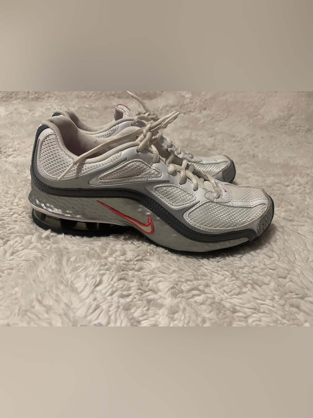 Nike Reax Run 5 White Metallic Silver Pink Womens Running Shoes Size 7 407987-11